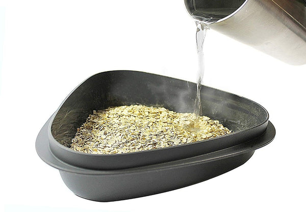 6-Piece BPA-Free Waterproof lightweight Outdoor Meal Kit   with Plate Bowl, Storage Boxes and Spork