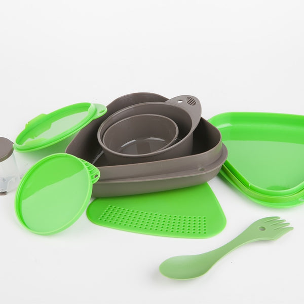 6-Piece BPA-Free Waterproof lightweight Outdoor Meal Kit   with Plate Bowl, Storage Boxes and Spork